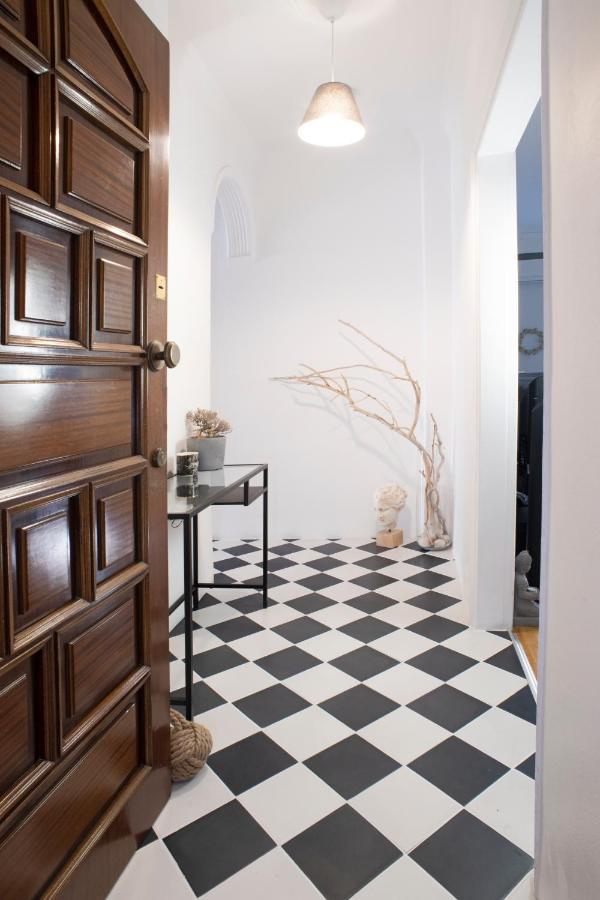 Spacious 82 M2 Two Bedroom Classy Apartment Near City Center Thessalonique Extérieur photo