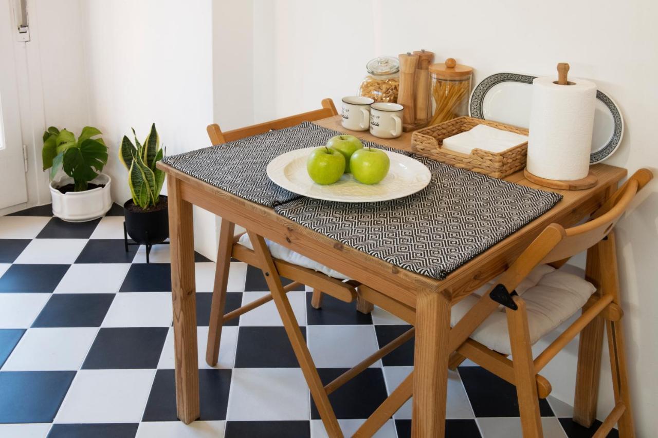 Spacious 82 M2 Two Bedroom Classy Apartment Near City Center Thessalonique Extérieur photo
