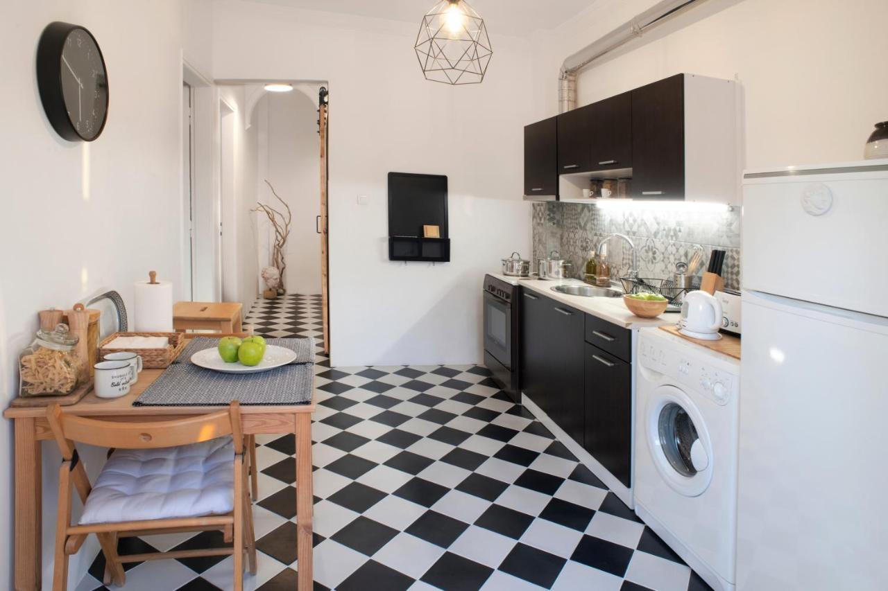 Spacious 82 M2 Two Bedroom Classy Apartment Near City Center Thessalonique Extérieur photo