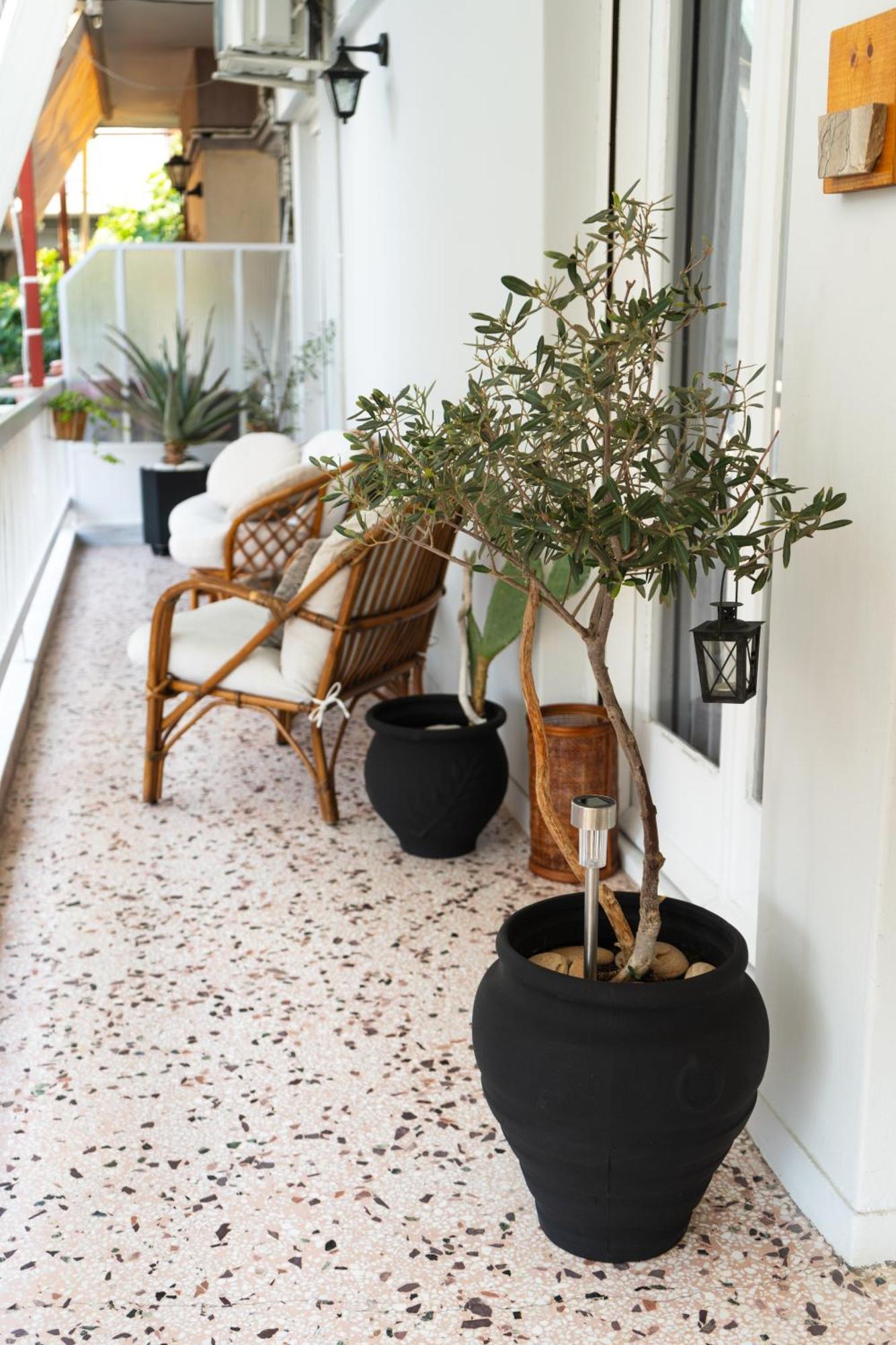Spacious 82 M2 Two Bedroom Classy Apartment Near City Center Thessalonique Extérieur photo