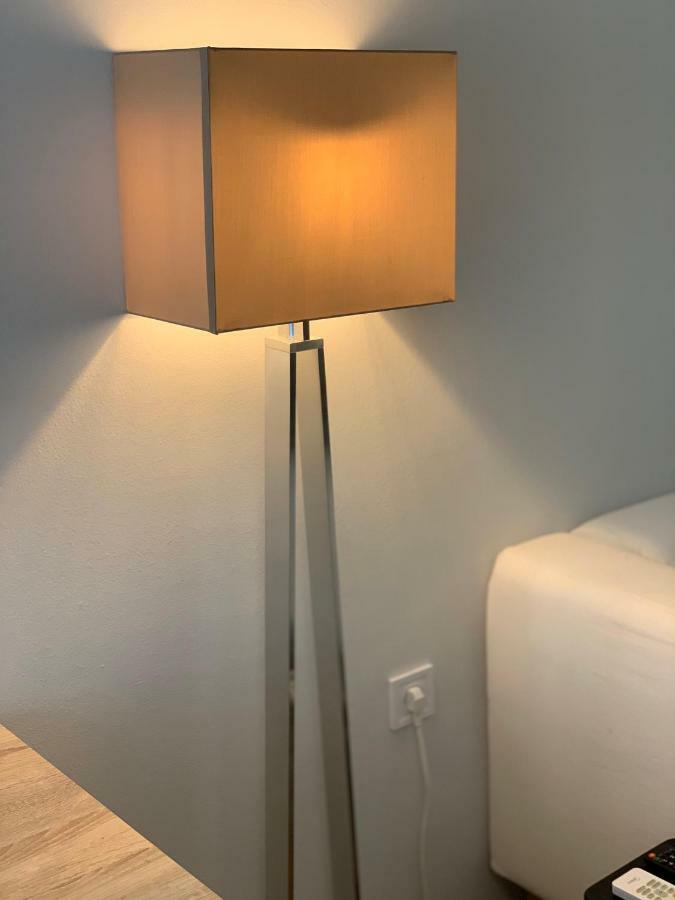 Spacious 82 M2 Two Bedroom Classy Apartment Near City Center Thessalonique Extérieur photo